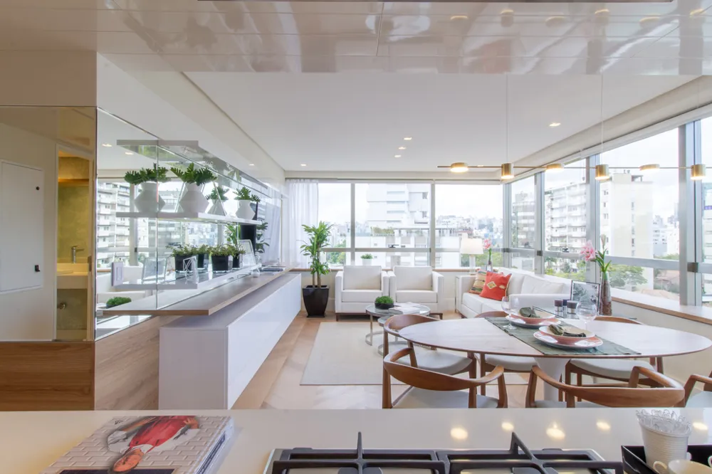 Apartamento para venda no bairro Moinhos de Vento em Porto Alegre