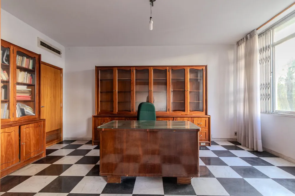 Apartamento para venda no bairro Moinhos de Vento em Porto Alegre