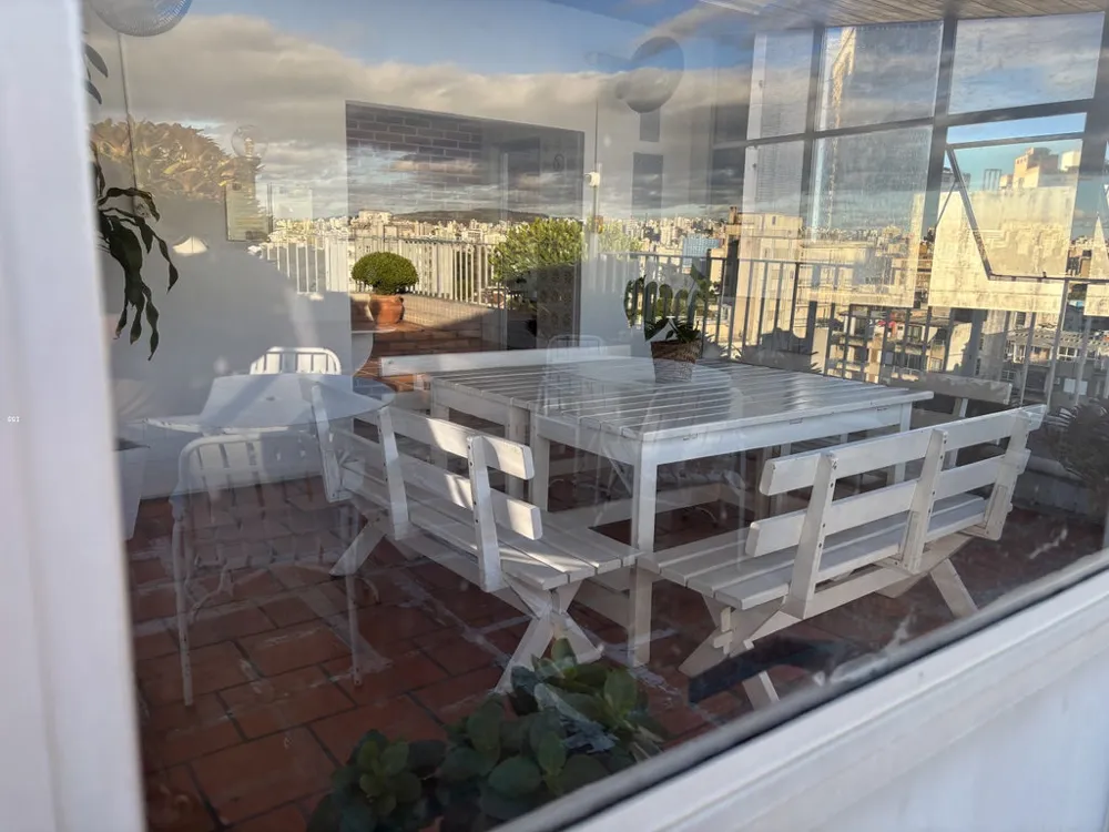 Apartamento para venda no bairro Centro Histórico em Porto Alegre
