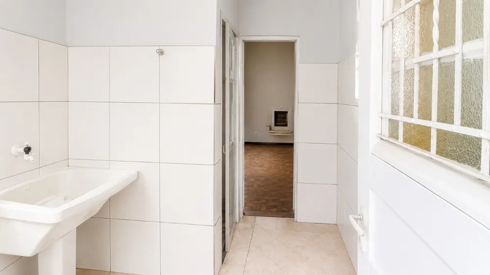 Casa para venda no bairro Auxiliadora em Porto Alegre