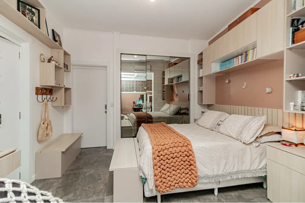 Apartamento para venda no bairro Centro Histórico em Porto Alegre
