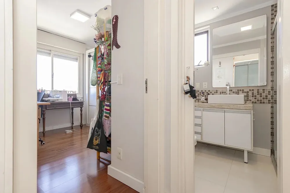 Apartamento para venda no bairro Camaquã em Porto Alegre