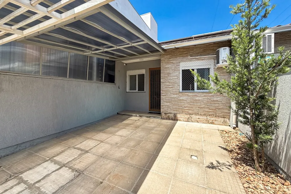 Casa para venda no bairro Igara em Canoas
