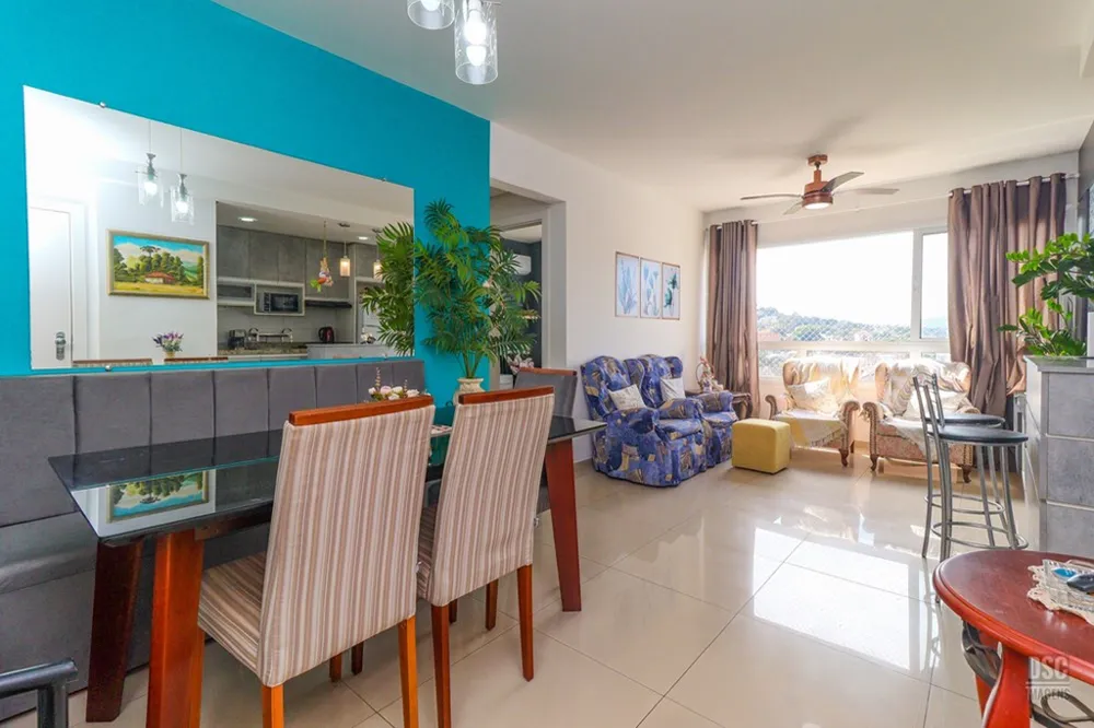 Apartamento para venda no bairro Medianeira em Porto Alegre