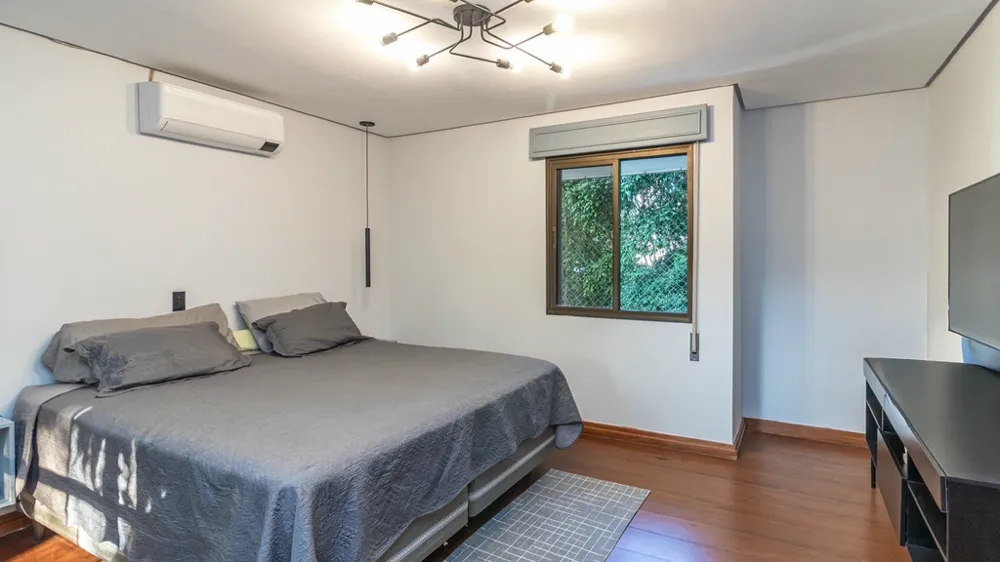 Apartamento para venda no bairro Moinhos de Vento em Porto Alegre