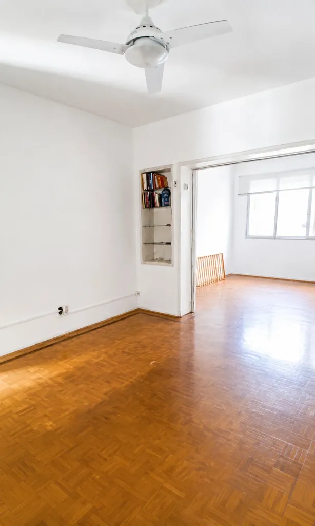 Casa para venda no bairro Auxiliadora em Porto Alegre