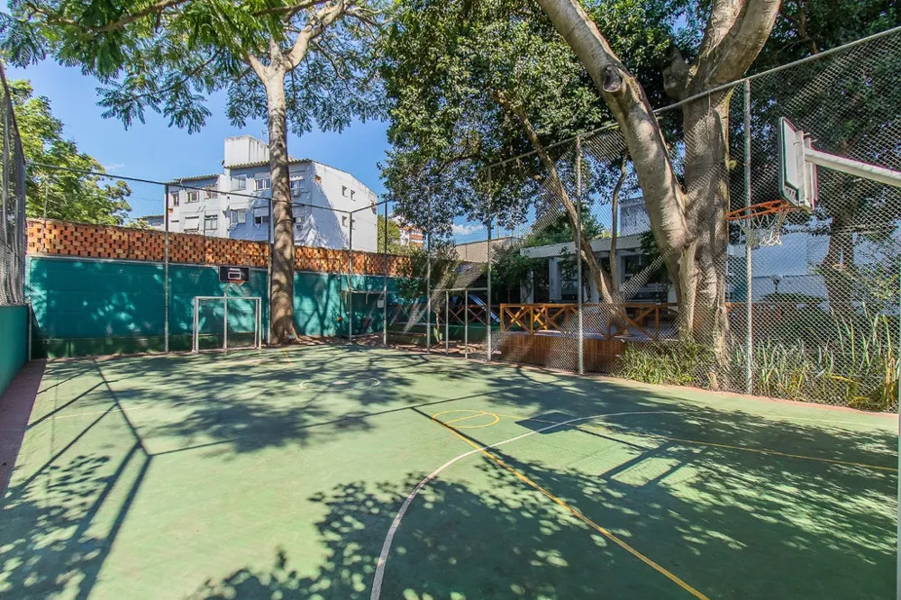 Apartamento para venda no bairro Passo da Areia em Porto Alegre