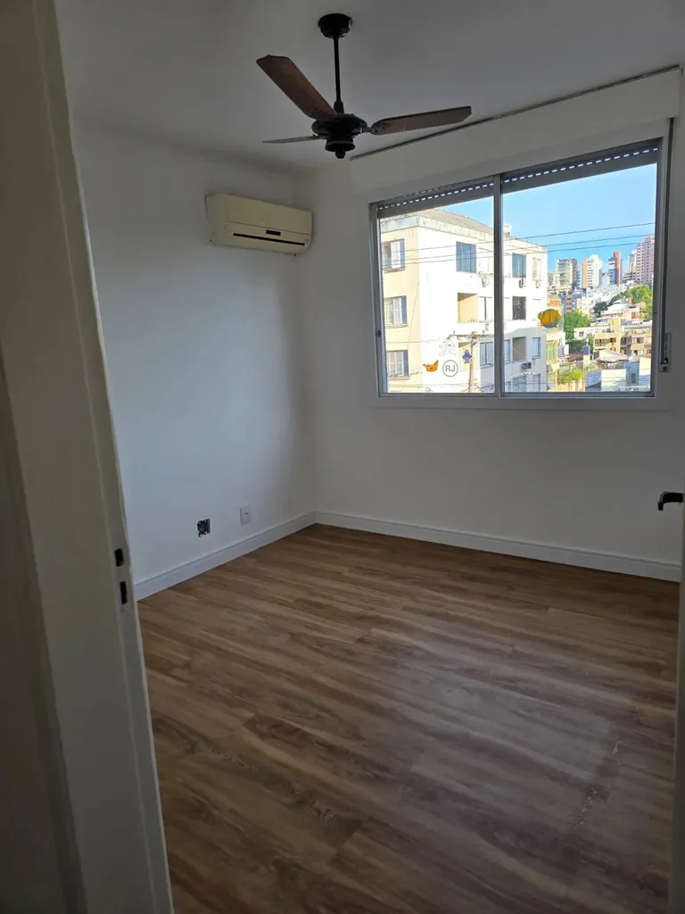 Apartamento para venda no bairro Auxiliadora em Porto Alegre