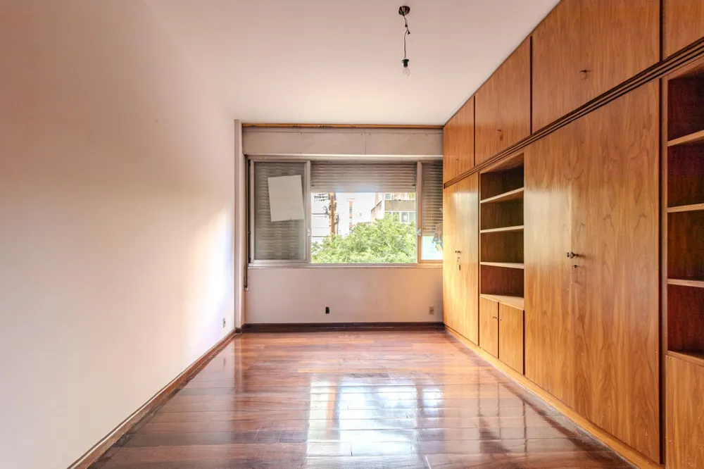 Apartamento para venda no bairro Moinhos de Vento em Porto Alegre