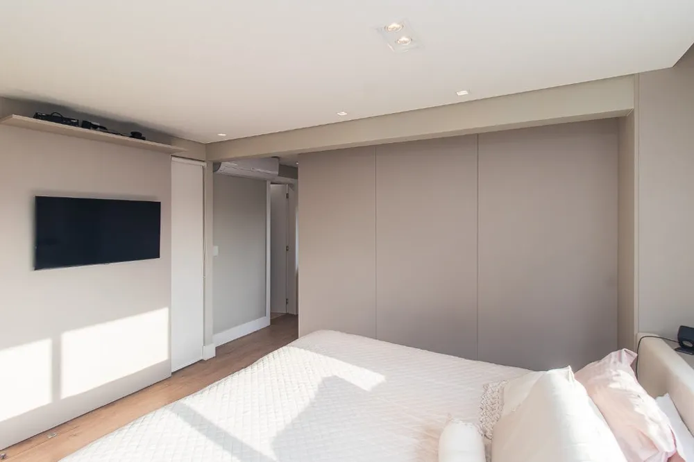Cobertura Duplex para venda no bairro Jardim Botânico em Porto Alegre