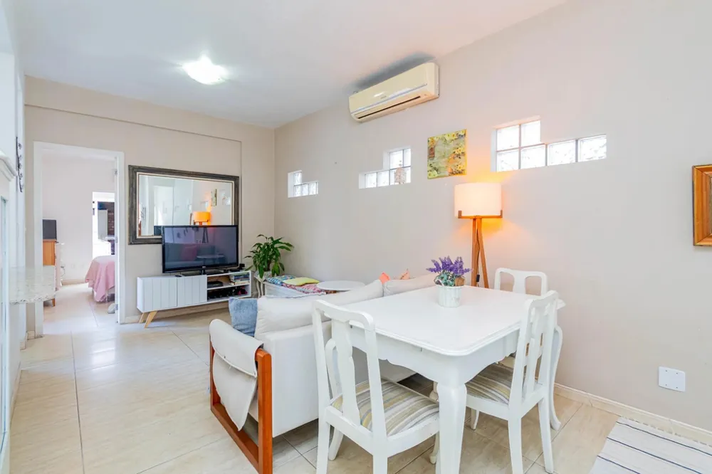 Casa para venda no bairro Petrópolis em Porto Alegre