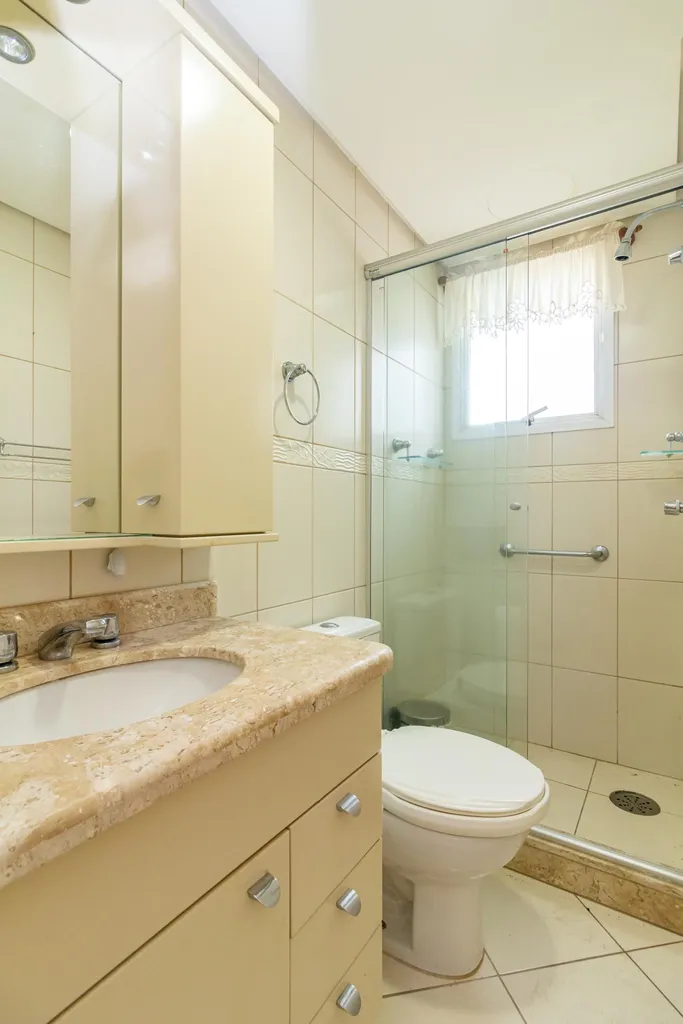Apartamento para venda no bairro Moinhos de Vento em Porto Alegre