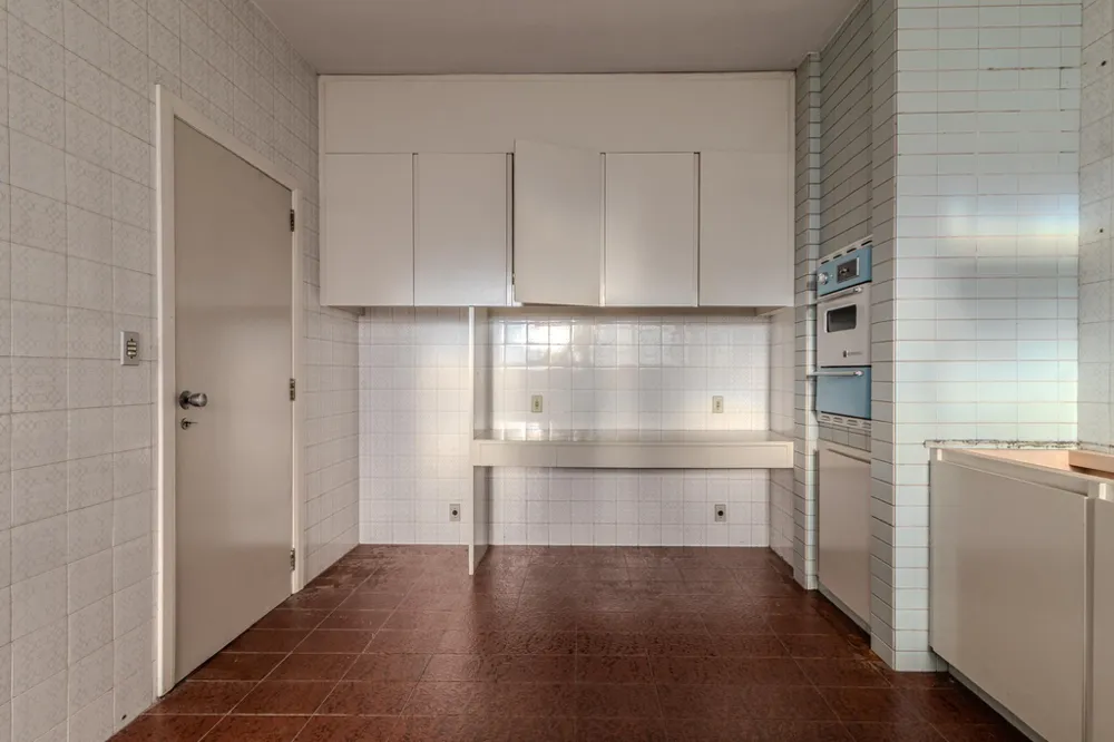 Apartamento para venda no bairro Moinhos de Vento em Porto Alegre
