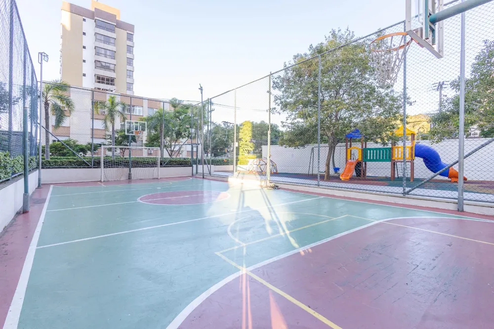 Apartamento para venda no bairro Passo da Areia em Porto Alegre
