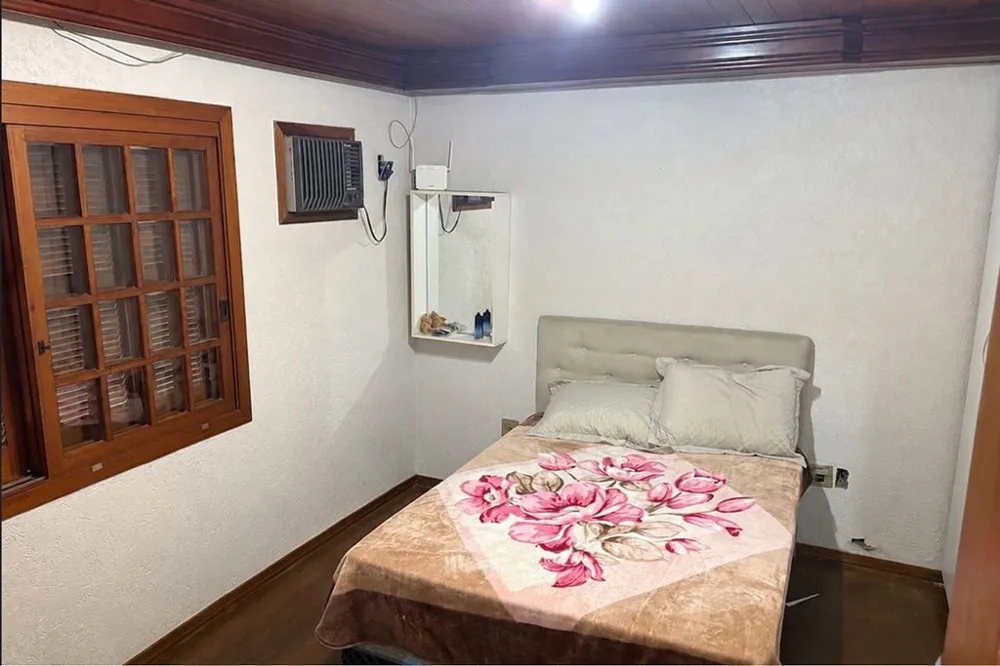Casa para venda no bairro Santa Rosa de Lima em Porto Alegre