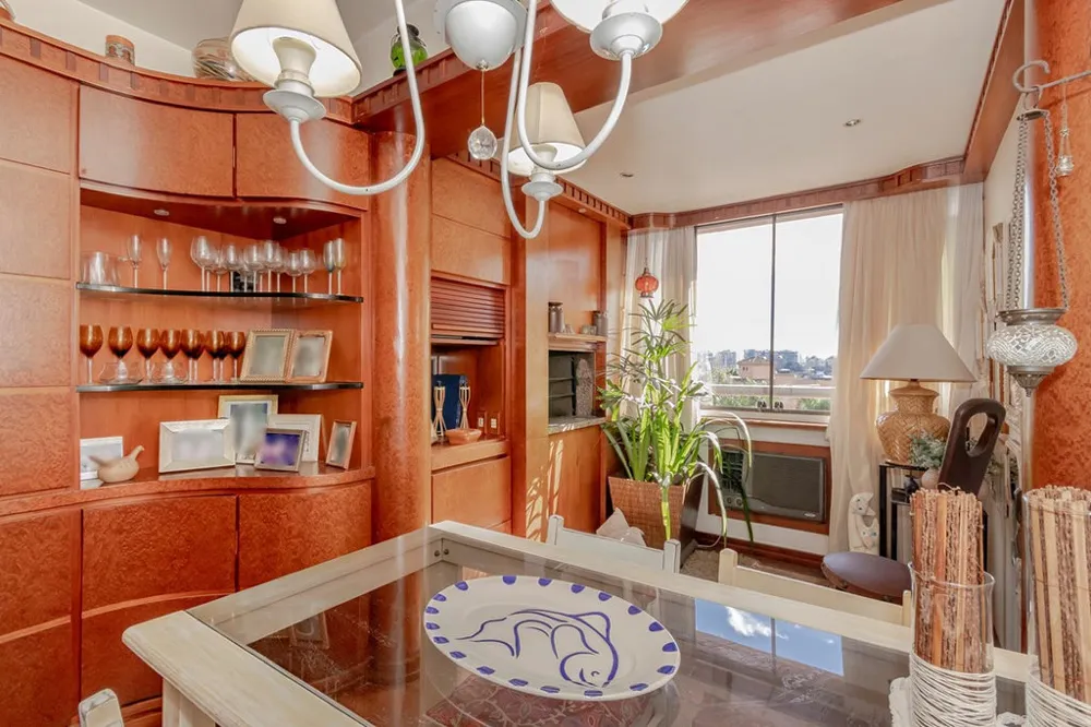 Apartamento para venda no bairro Chácara das Pedras em Porto Alegre