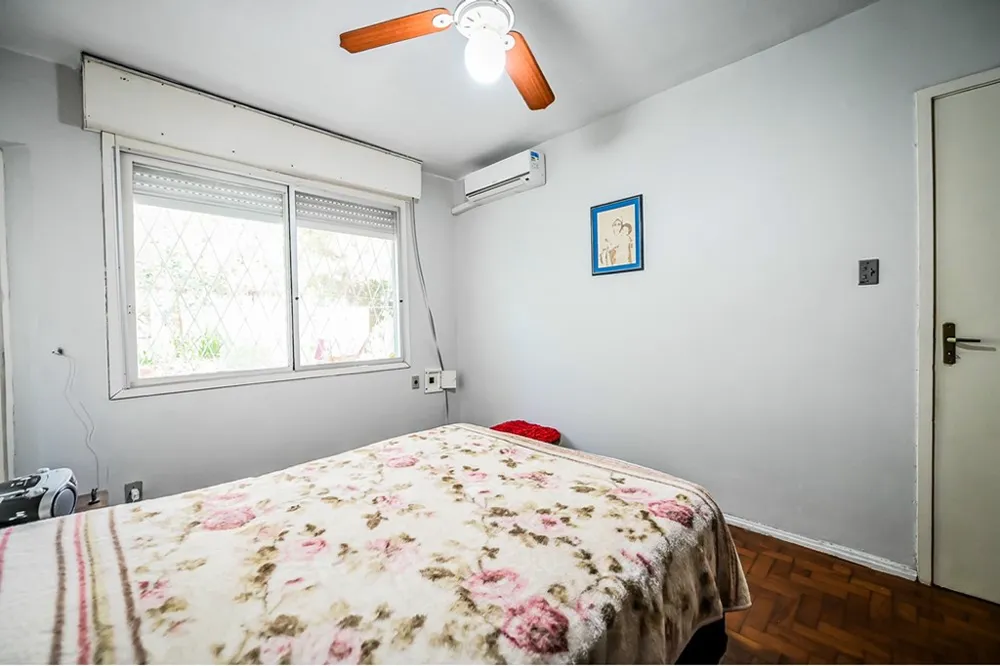 Casa em Condomínio para venda no bairro Santa Tereza em Porto Alegre