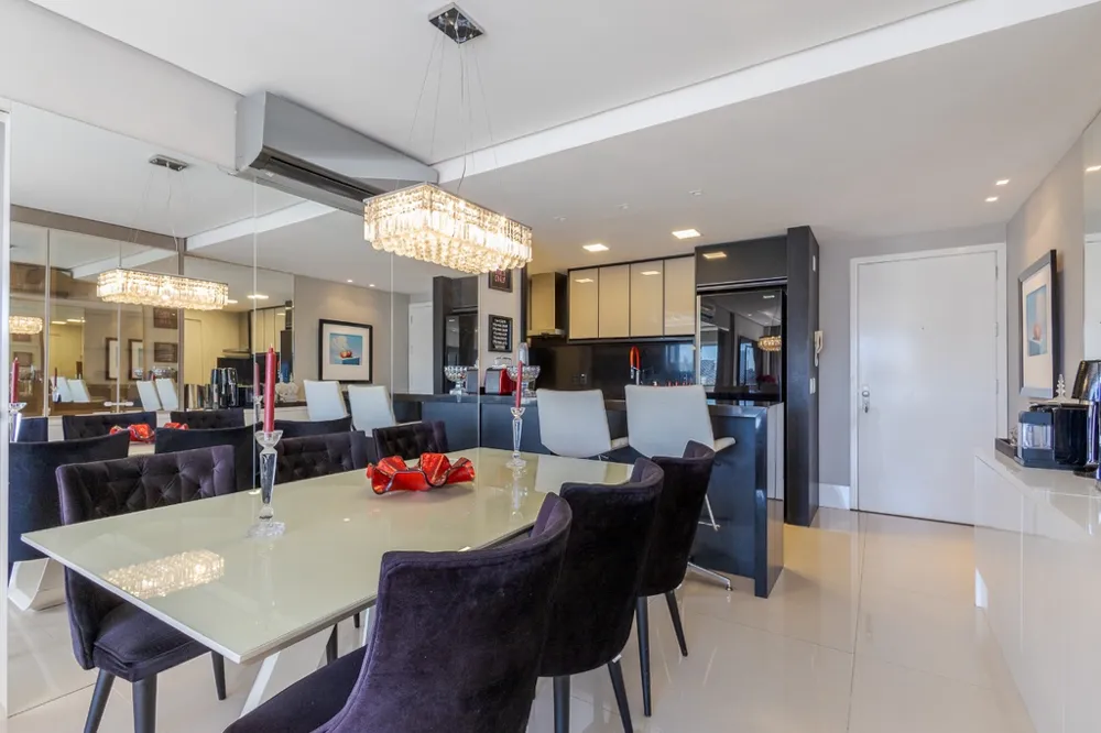 Apartamento para venda no bairro Passo da Areia em Porto Alegre