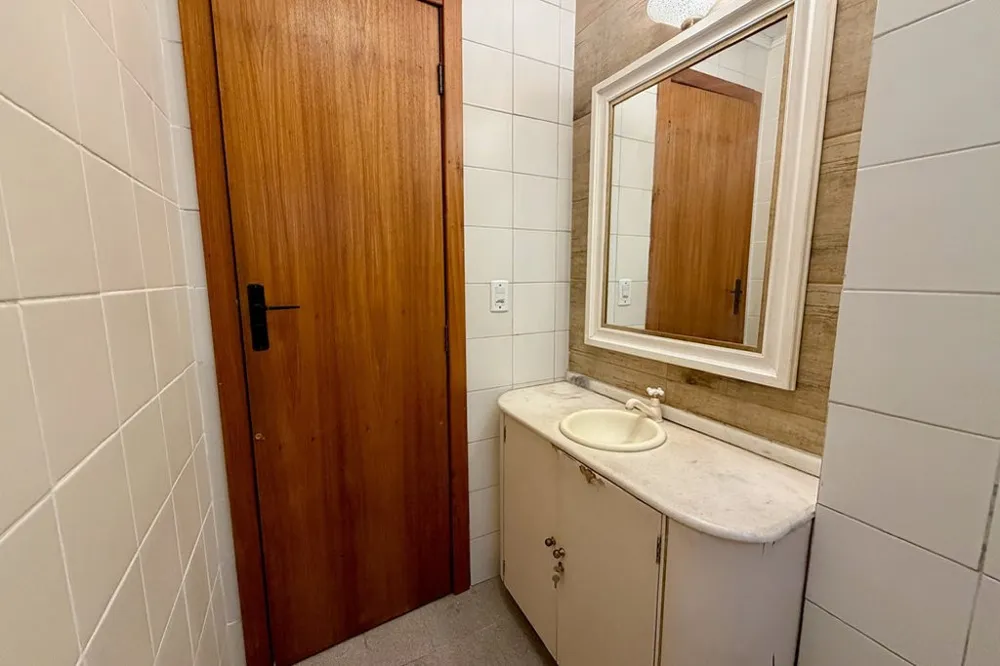 Sala para venda no bairro Rio Branco em Porto Alegre