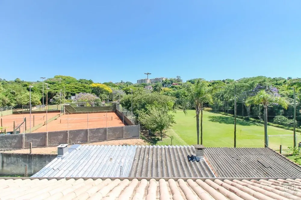 Casa para venda no bairro Cavalhada em Porto Alegre