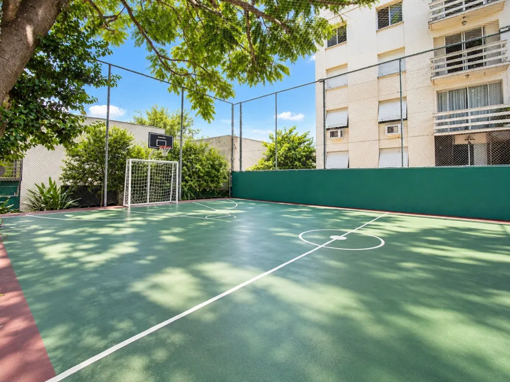 Apartamento para venda no bairro Passo da Areia em Porto Alegre