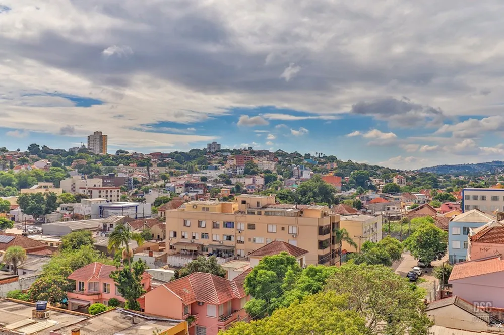 Apartamento para venda no bairro Medianeira em Porto Alegre
