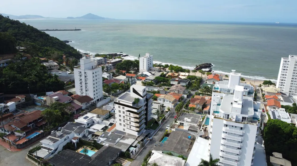 Apartamento para venda no bairro Cabeçudas em Itajaí