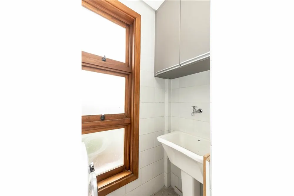 Apartamento para venda no bairro Independência em Porto Alegre