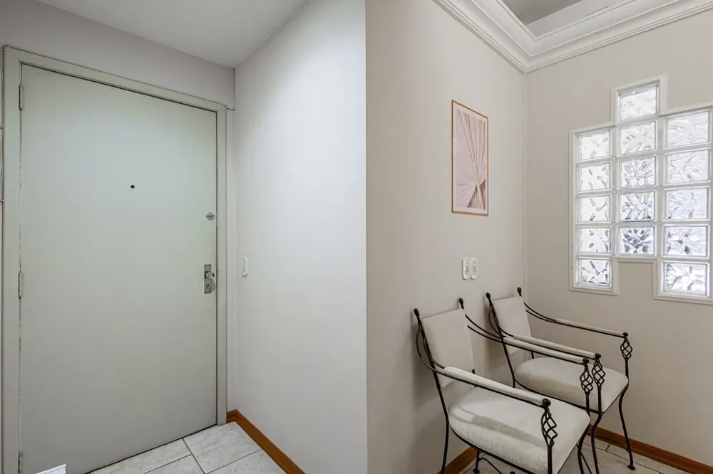 Sala para venda no bairro Petrópolis em Porto Alegre