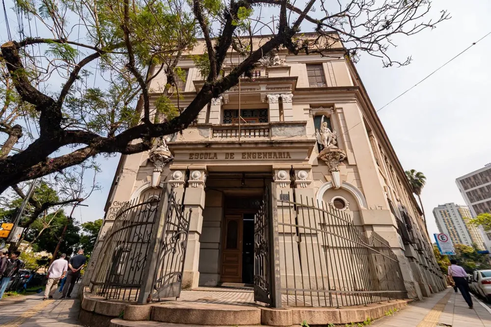 Apartamento para venda no bairro Centro Histórico em Porto Alegre