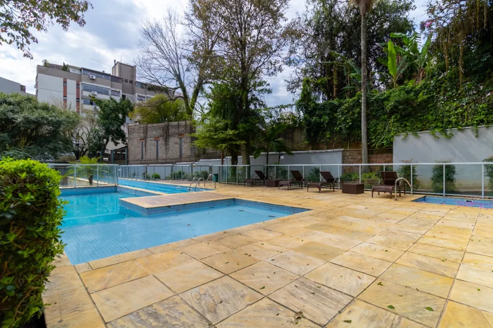 Apartamento para venda no bairro Petrópolis em Porto Alegre
