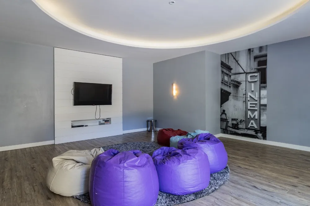 Apartamento para venda no bairro Passo da Areia em Porto Alegre