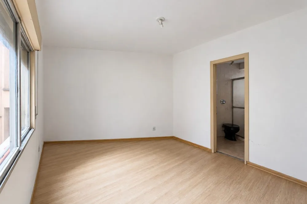 Apartamento para venda no bairro Centro Histórico em Porto Alegre