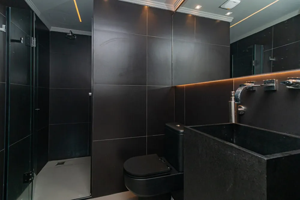 Apartamento para venda no bairro Moinhos de Vento em Porto Alegre
