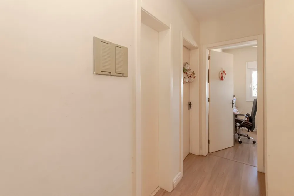 Casa para venda no bairro Lomba do Pinheiro em Porto Alegre