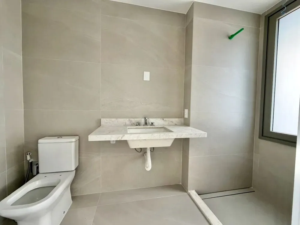 Apartamento para venda no bairro Três Figueiras em Porto Alegre