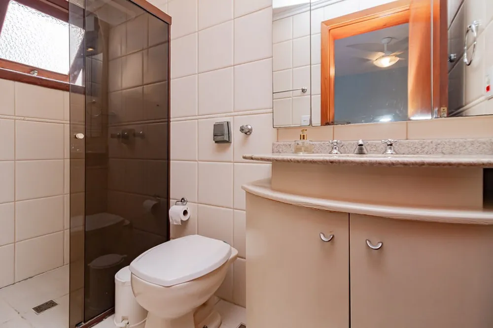 Apartamento para venda no bairro Vila Ipiranga em Porto Alegre