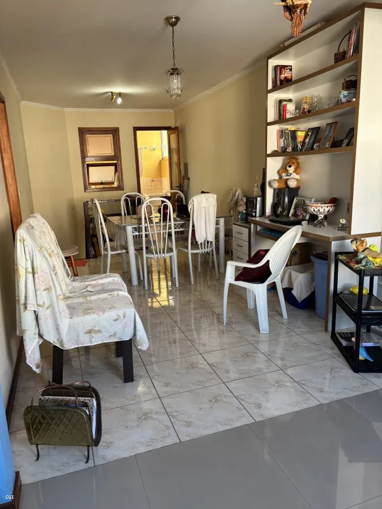 Apartamento para venda no bairro Jardim Botânico em Porto Alegre