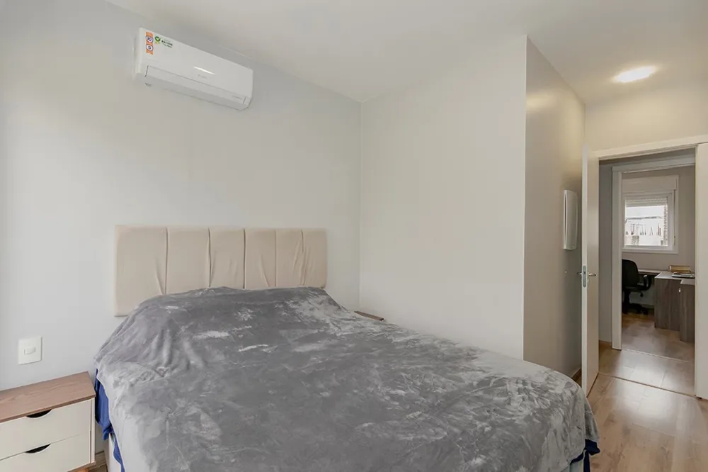 Casa em Condomínio para venda no bairro Lomba do Pinheiro em Porto Alegre