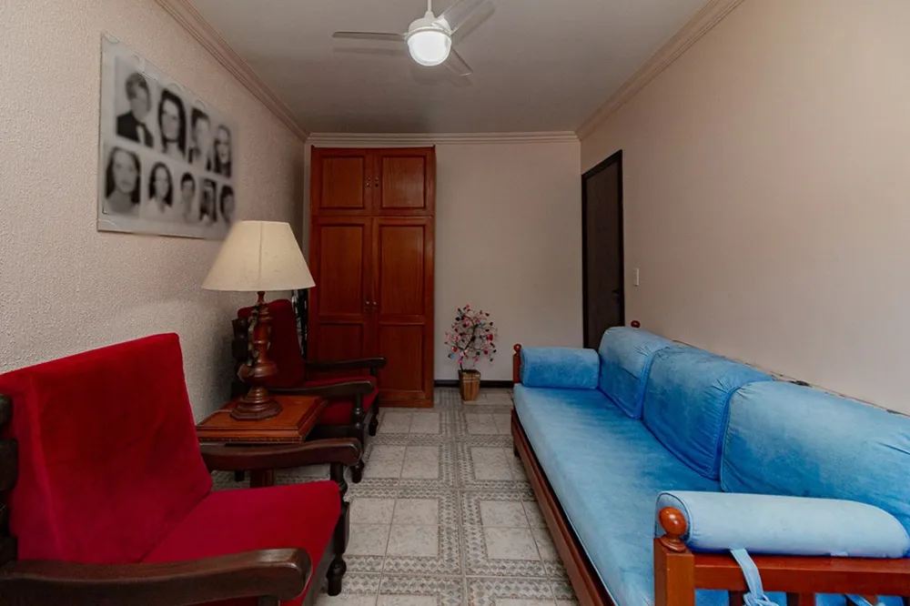 Casa para venda no bairro Jardim Itu Sabará em Porto Alegre