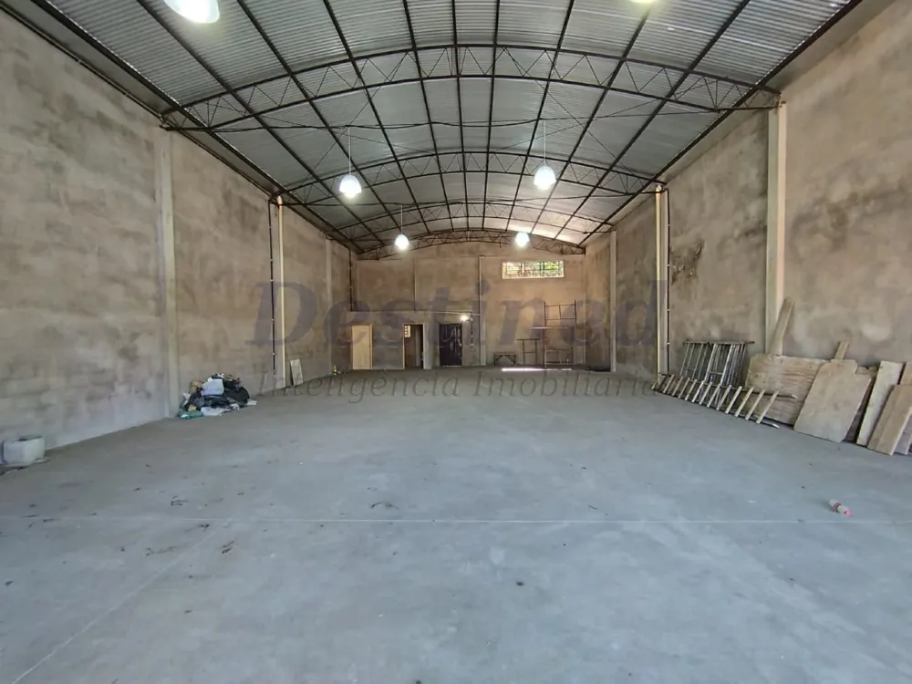 Imóvel Comercial para Locação Anual no bairro Rondônia em Novo Hamburgo