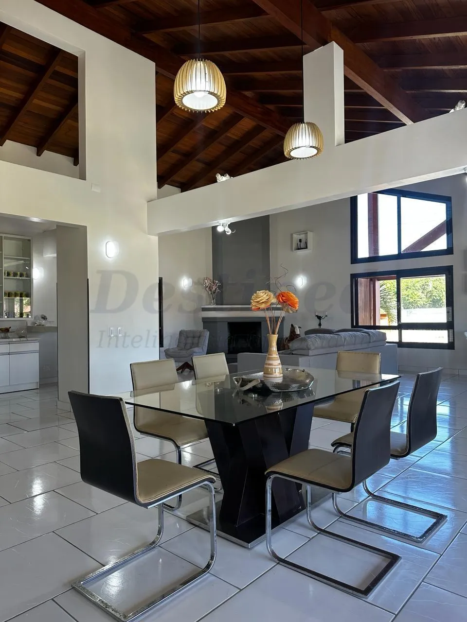 Casa 05 dormitórios para venda em Xangrilá