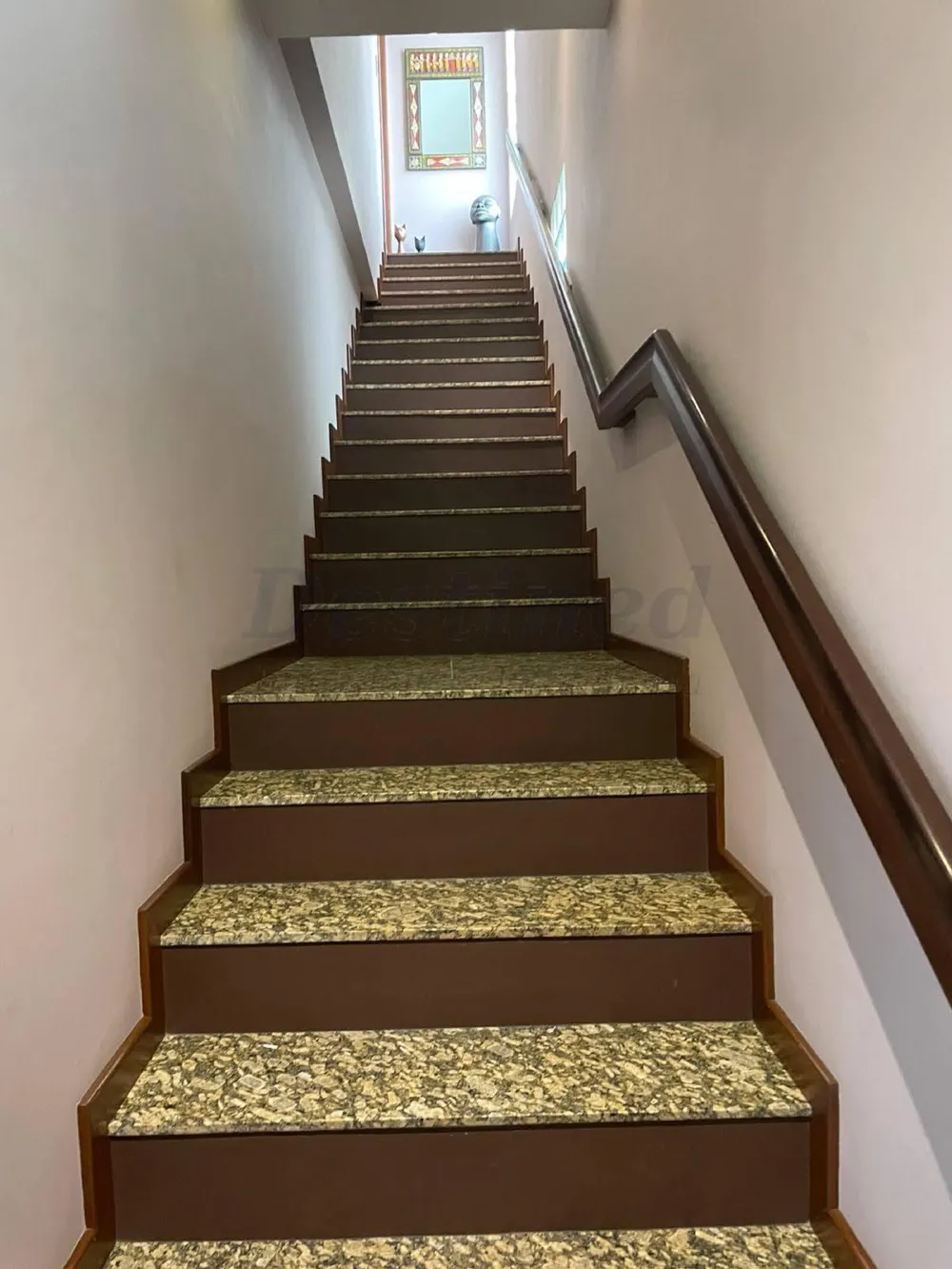 Excelente casa residencial e comercial muito bem localizada na Av Pedro Adams Filho 