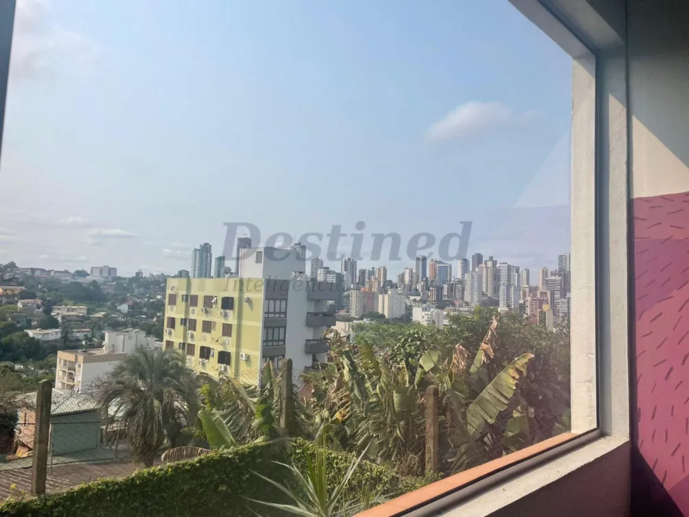 Prédio Comercial para Locação Anual, muito bem localizado na Av Pedro Adams Filho 