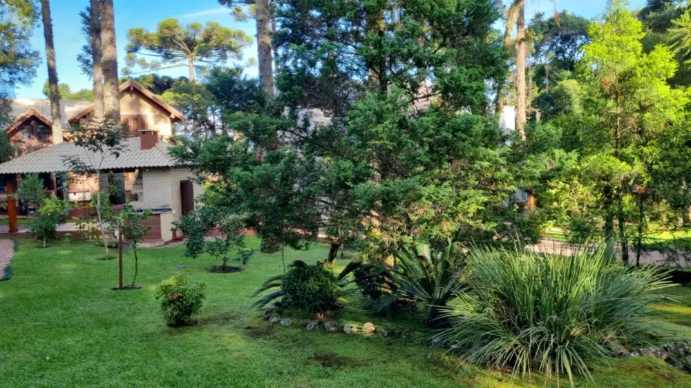 Casa 4 quartos para Venda no bairro Suzana em Canela