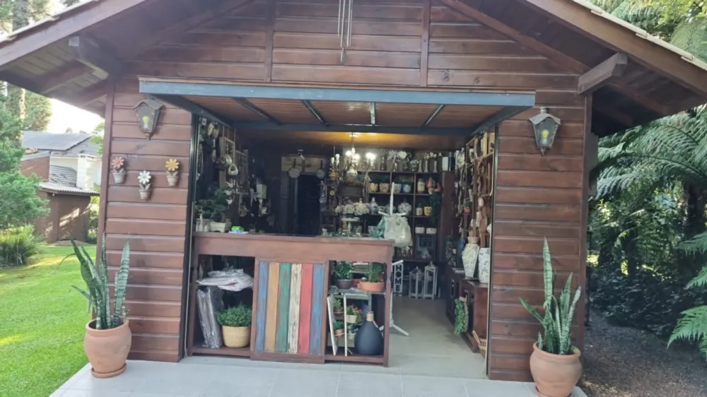 Casa 4 quartos para Venda no bairro Suzana em Canela