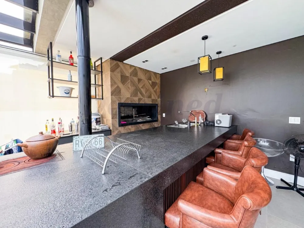 Casa 3 suítes para Locação Anual em Torres