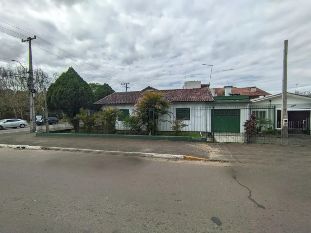 Casa 3 quartos para Locação Anual no bairro Centro em Campo Bom