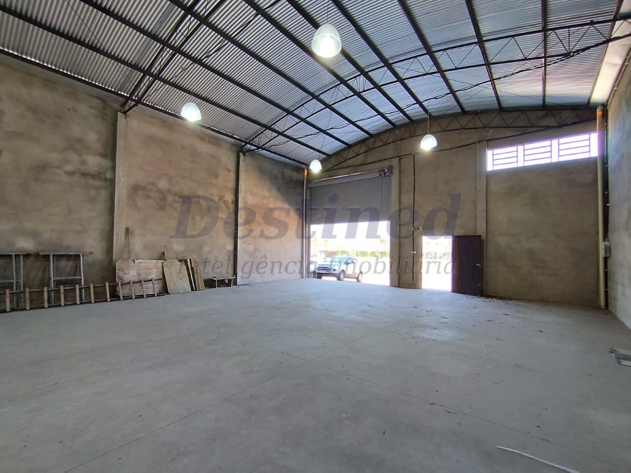 Imóvel Comercial para Locação Anual no bairro Rondônia em Novo Hamburgo