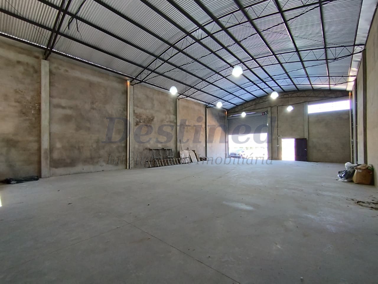 Imóvel Comercial para Locação Anual no bairro Rondônia em Novo Hamburgo